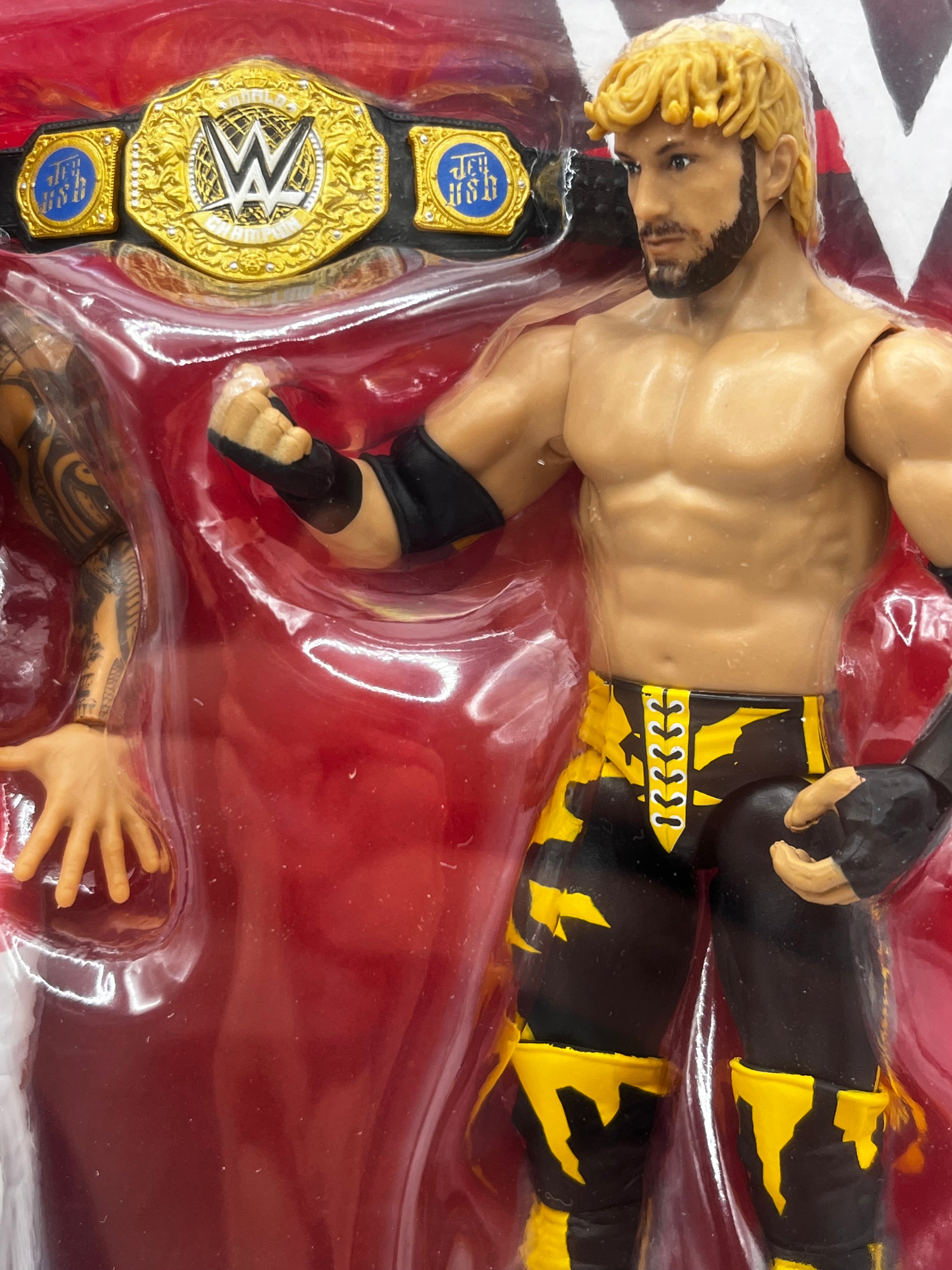 Zestaw Jey Uso vs Logan Paul WWE Main Event Showdown Series #27 (2-Pack)
